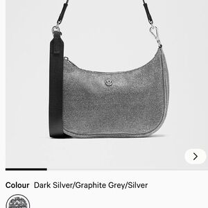 New Lulu City Essentials Small Shoulder Bag 3L *Glitter